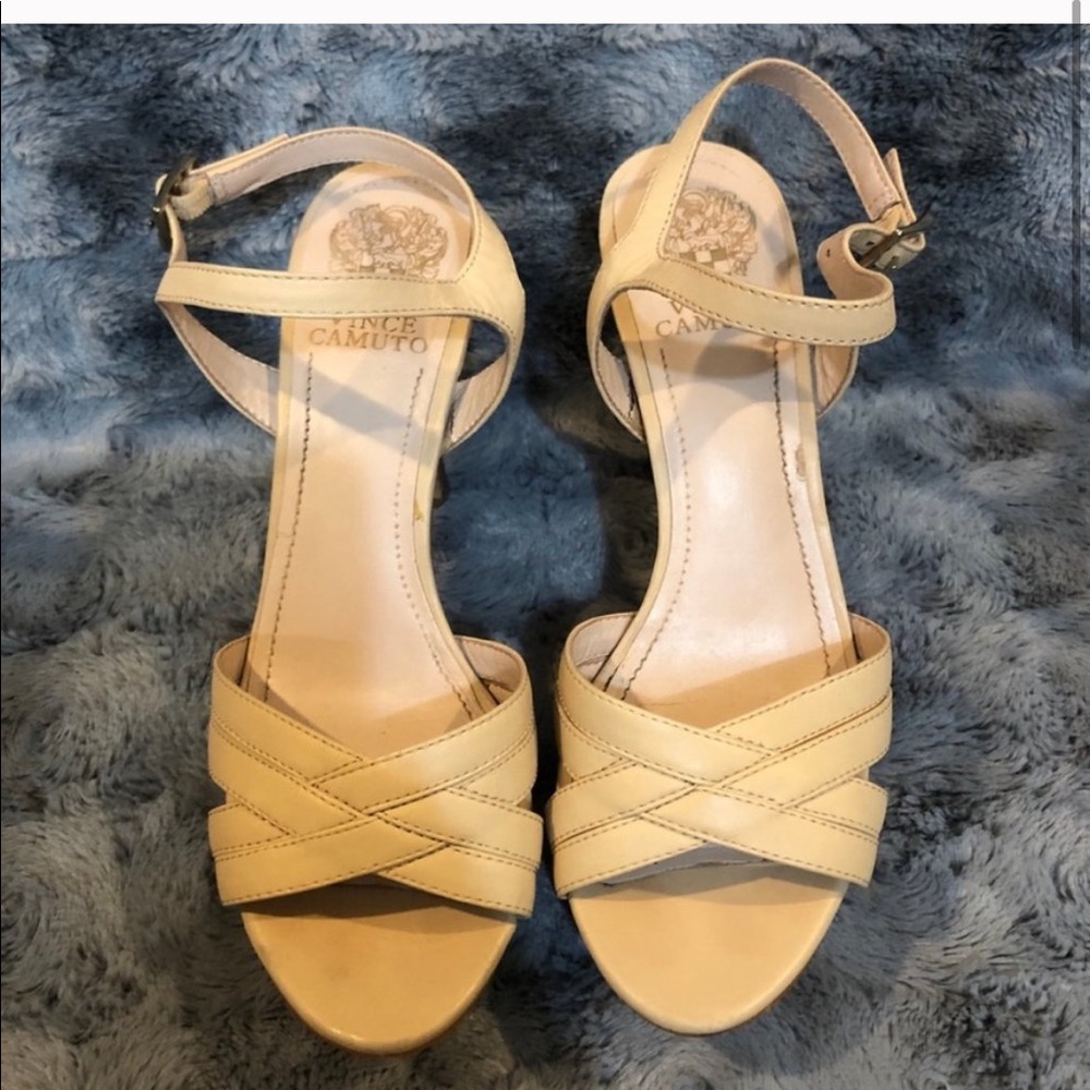 Vince Camuto size 8 heels